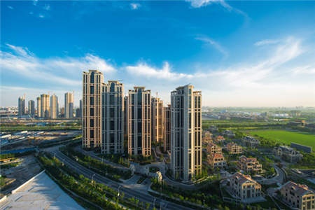 高银地产最新动态，市场走势、争议及前景展望
