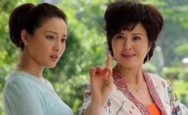 关于日嫂嫂干嫂嫂最新网站的警示与提醒，拒绝涉黄内容传播，维护网络健康环境。