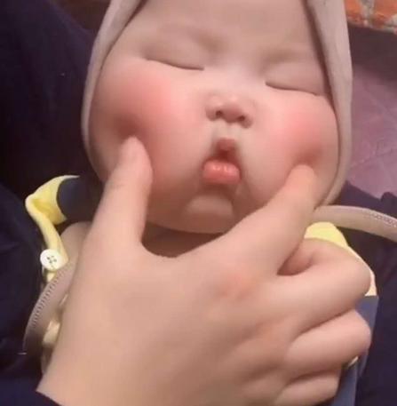 妈妈的动漫图片，科技与生活的融合之美