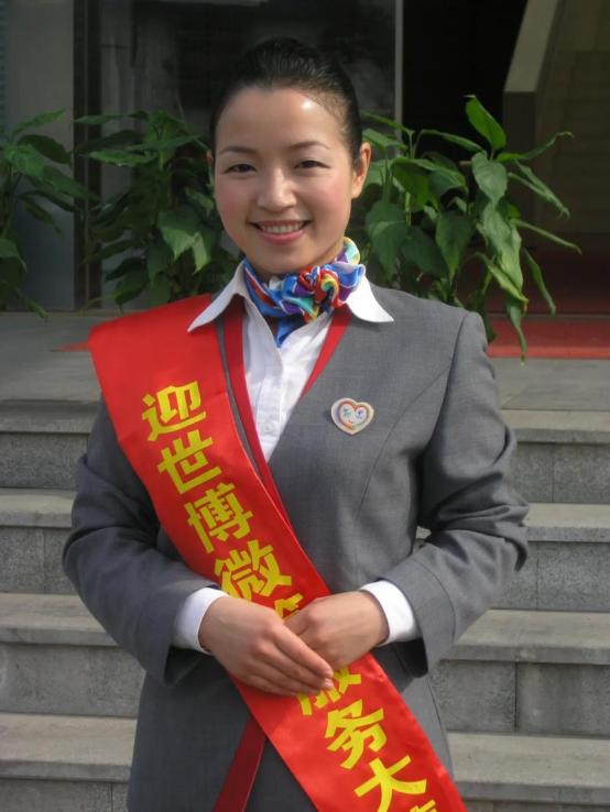 劳务工转正动态与小巷独特风味小店的那些事